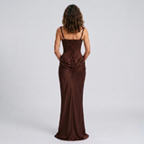 Elegancka Gorsetowa Sukienka Maxi z Drapowaniem