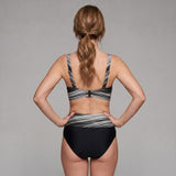 Efektowne Bikini z Wysokim Stanem i Kopertową Górą typu Halter