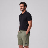 Lekkie szorty męskie slim fit na lato z kontrastowym sznurkiem