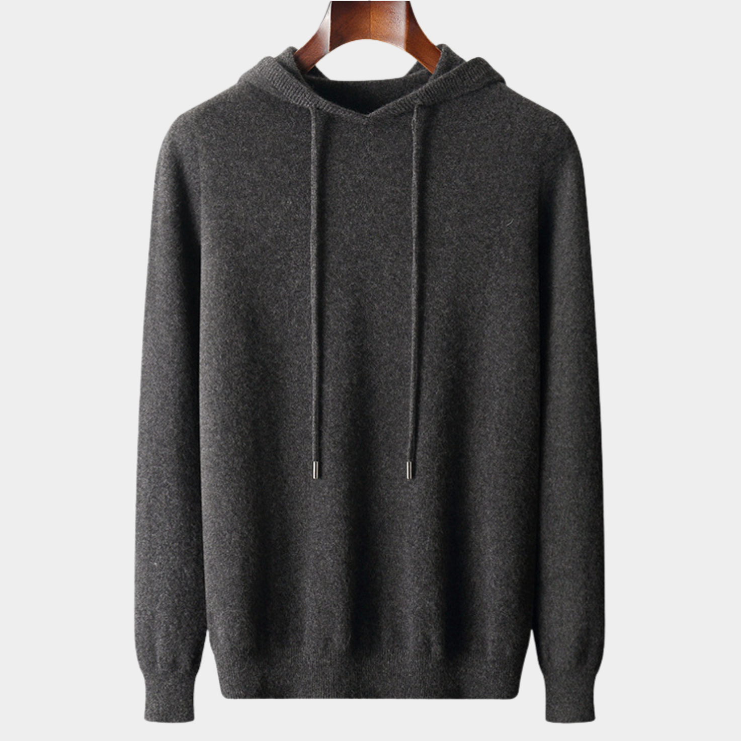 Stylowy sweter męski z kapturem z subtelnymi detalami