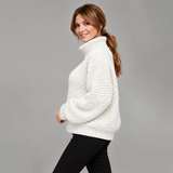 Ponadczasowy sweter damski z golfem w wielu wersjach kolorystycznych