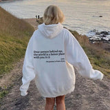 Stylowa Bluza Damska Oversize z Kapturem i Modnym Nadrukiem