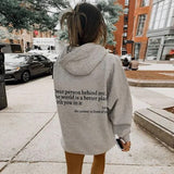 Stylowa Bluza Damska Oversize z Kapturem i Modnym Nadrukiem