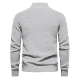 Stylowy sweter męski z zamkiem o eleganckim półgolfowym kroju