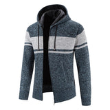 Stylowy sweter męski z kapturem na chłodne dni