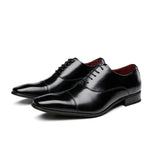 Efektowne eleganckie buty męskie o smukłym sznurowanym fasonie