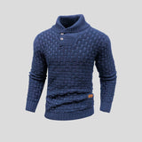 Wyrazisty sweter męski ze stójką i ozdobnym zapięciem na guziki