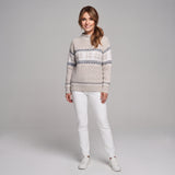 Stylowy sweter świąteczny damski z półgolfem i wzorem śnieżynek