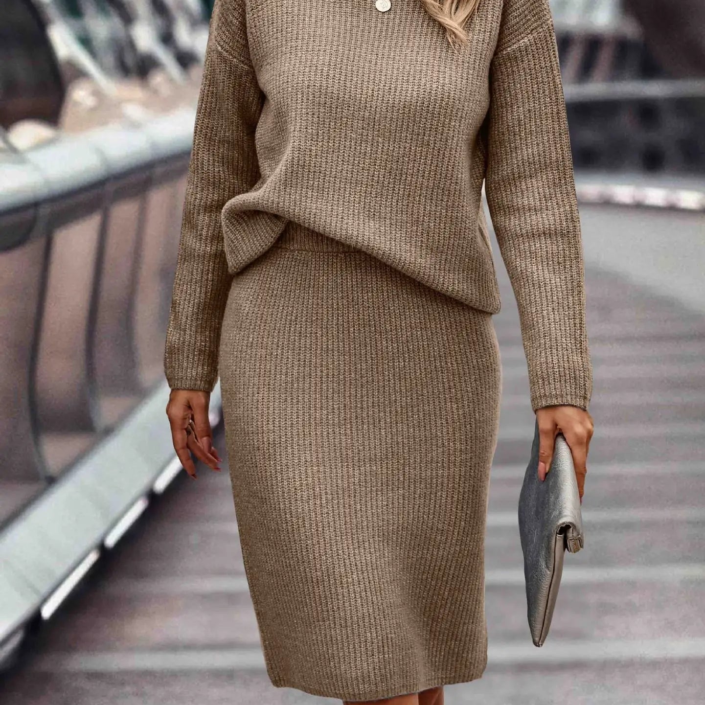 Szykowny Komplet Damski ze swetrem i spódnicą na wyjątkowy styl