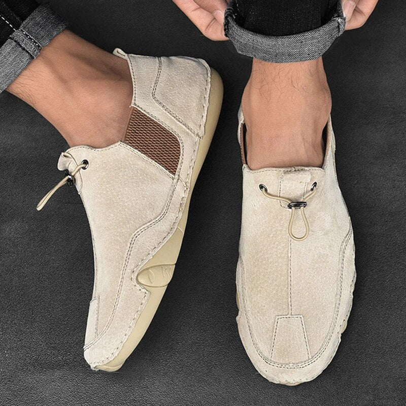 Beztroskie buty męskie wsuwane z elastycznym klinem